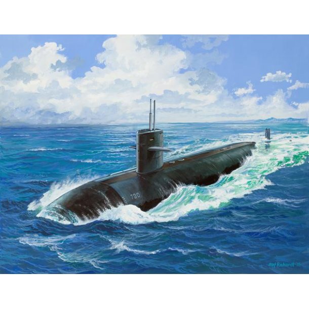 Revell 05067 USS DALLAS (SSN-700) 1:400